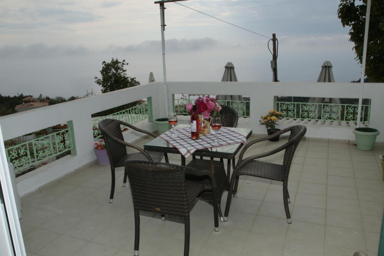 Sunset Bella Vista Apartment Athanion Ngoại thất bức ảnh
