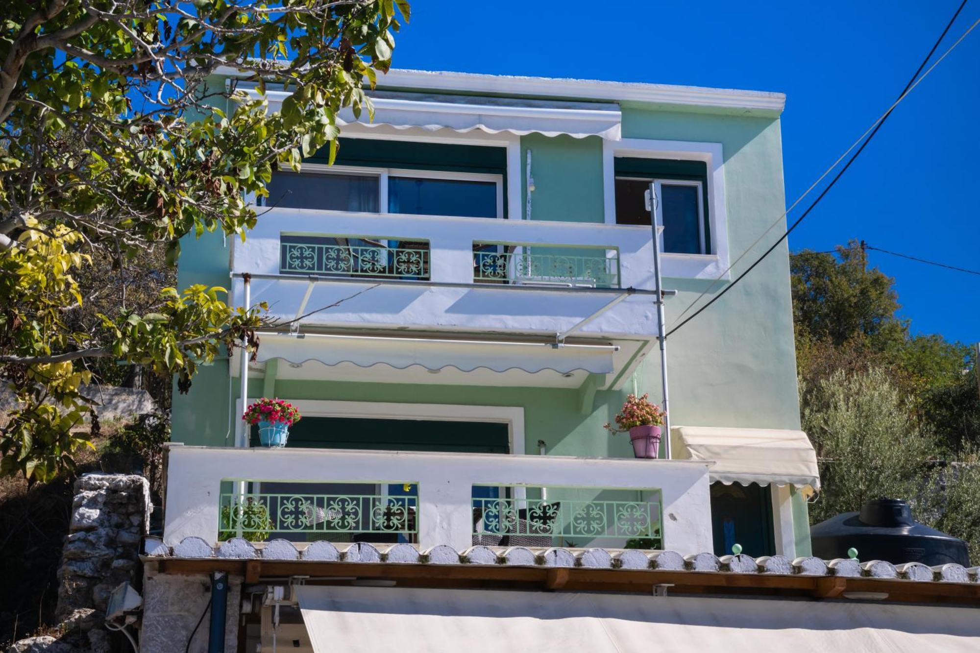 Sunset Bella Vista Apartment Athanion Ngoại thất bức ảnh