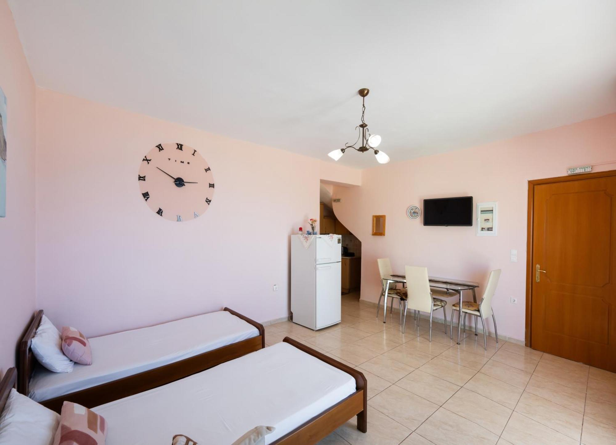 Sunset Bella Vista Apartment Athanion Ngoại thất bức ảnh