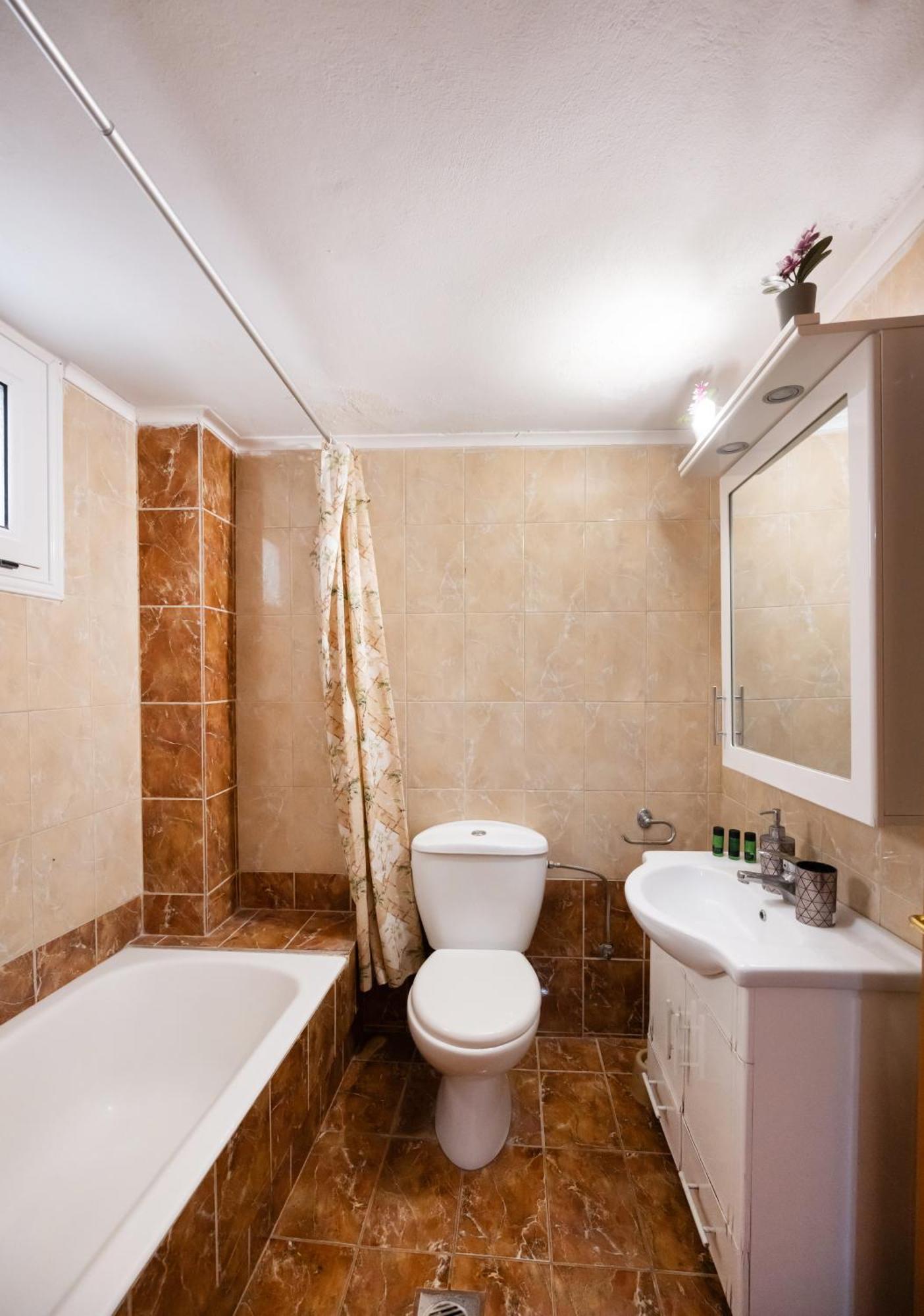 Sunset Bella Vista Apartment Athanion Ngoại thất bức ảnh